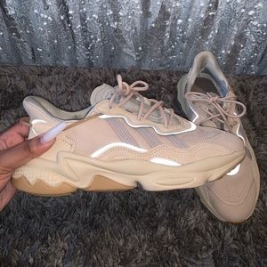 Adidas Ozweego “Pale Nude”